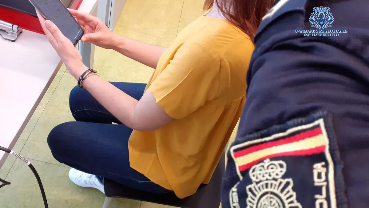 La Policía lanza la campaña ‘No te lo guardes’ para animar a denunciar el acoso escolar