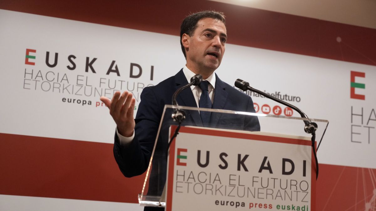 Pradales llama a dar «un salto» y que el País Vasco sea «un país que juega la partida fuera»