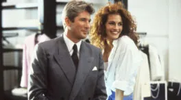'Pretty Woman' cumple 35 años: así han influido sus 'looks' más icónicos en la moda actual