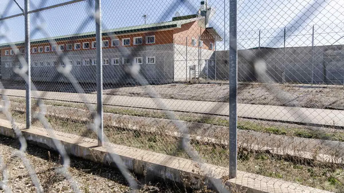 Malestar en la prisión de Estremera por el trato de favor del nuevo director a su mujer