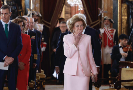 El rey Felipe se pone tierno con su madre: «Gracias por tu compromiso sostenido»