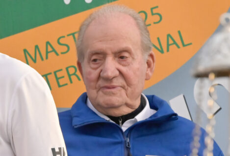 El Emérito desvela en sus memorias que la reina Sofía no viaja a Abu Dabi para «no enfadar a su hijo»