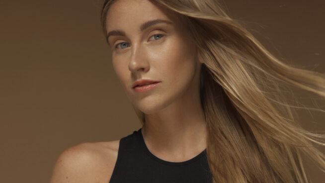 Potencia el brillo natural del cabello de forma sencilla para mejorar el aspecto de tu melena