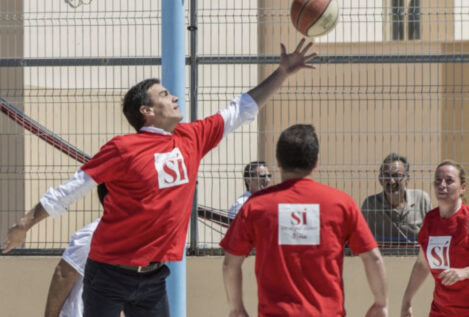 España, de récord: los mandatarios más altos, presentadores más guais y un trasplante facial