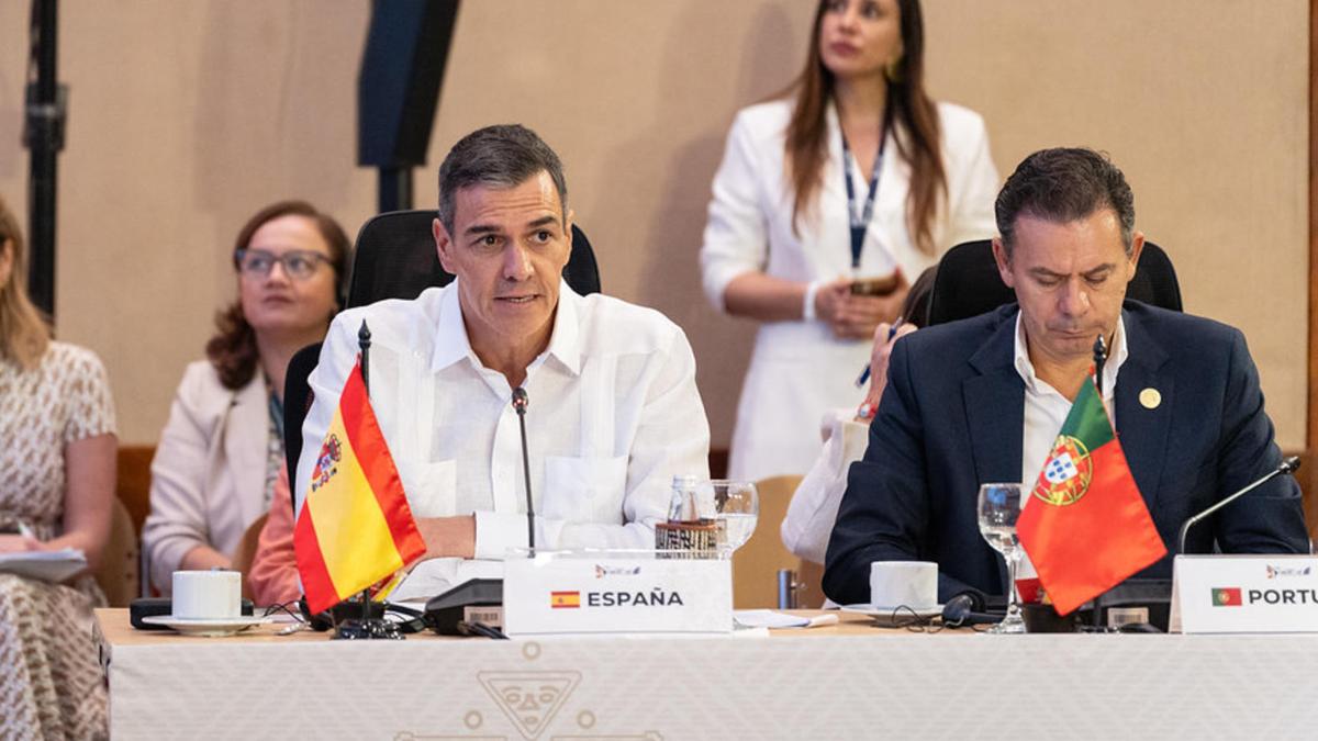 Sánchez asegura que España «está al lado del Caribe» en pleno choque con Trump