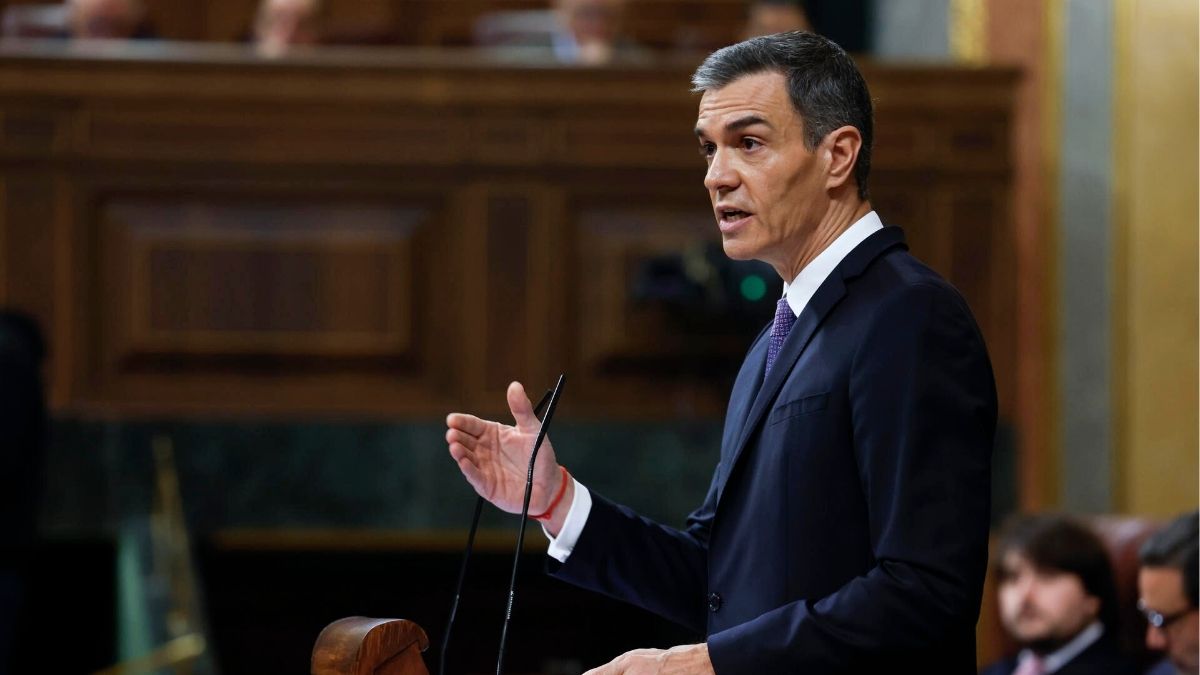 Sánchez acusa al PP de negocios inmorales con la sanidad y señala a Ayuso y Moreno