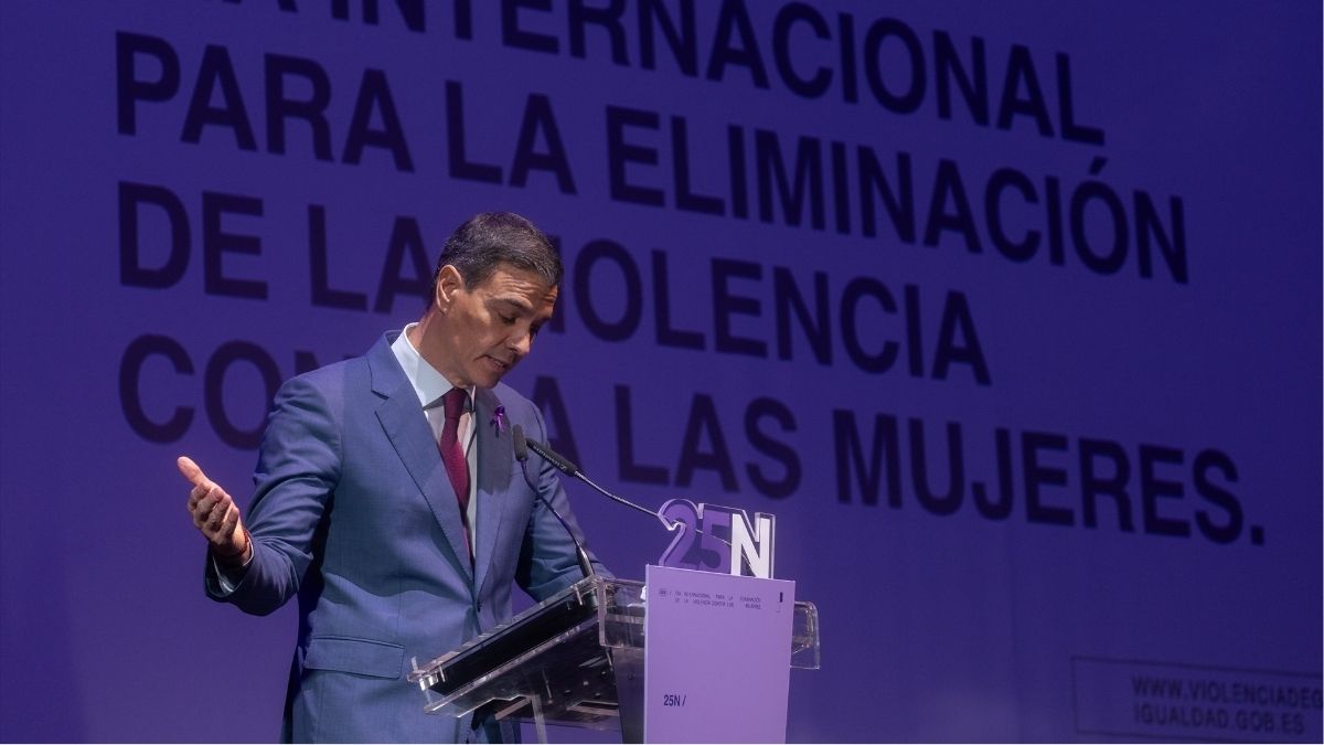 Sánchez pide reivindicar la igualdad y avisa de que en las redes sociales también hay maltrato
