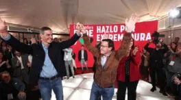 Sánchez apoya a Gallardo y afirma que supone estabilidad frente a las «mentiras» del PP