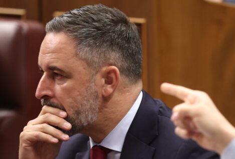 Abascal pide «sentar a la gentuza» del Gobierno «en el banquillo» y convocar elecciones