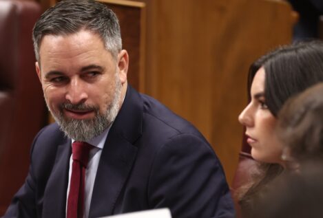 Abascal y Buruaga se enzarzan en X a cuenta de los presupuestos de Cantabria