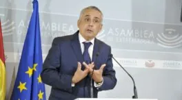 El senador de Vox no se descarta como candidato en las elecciones de Extremadura