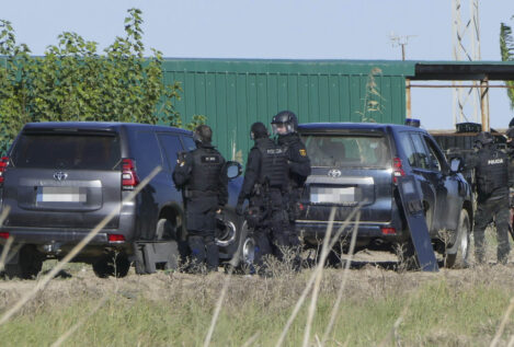 Herido grave un policía tras recibir un disparo en una operación antidroga en Sevilla