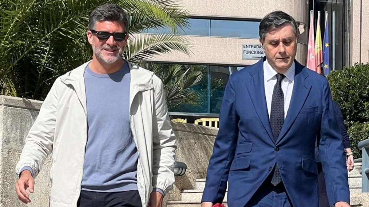 Dos años de cárcel para el exrepresentante de Belén Esteban por apropiarse de su dinero