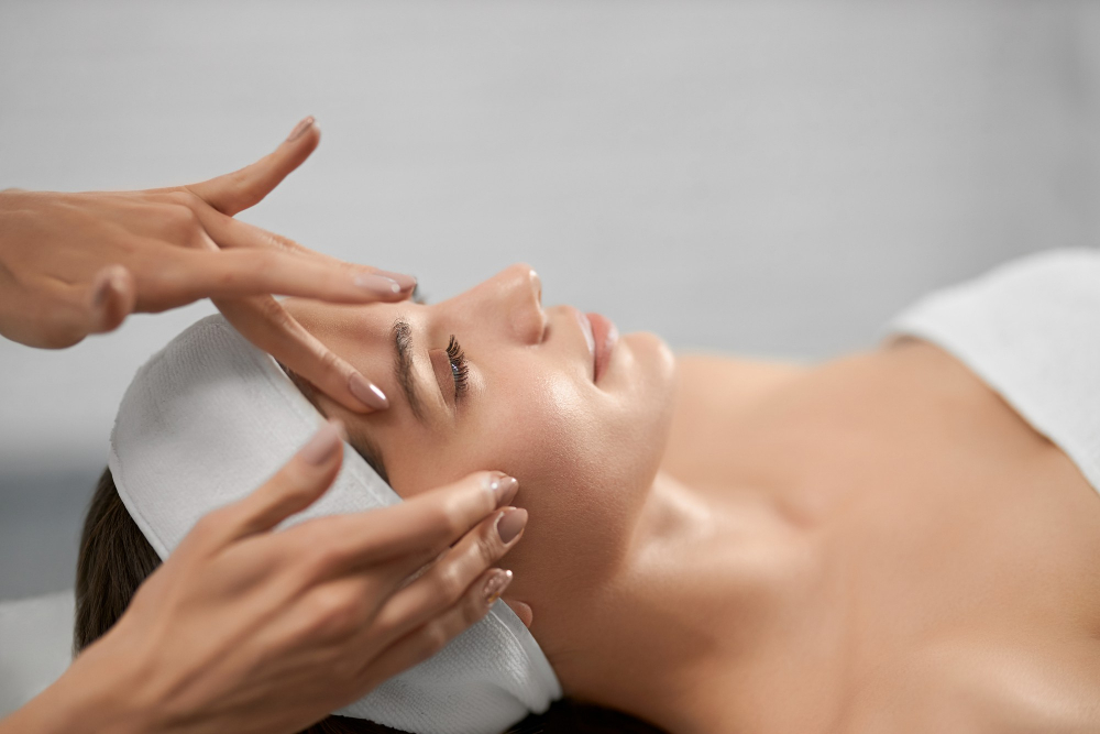 Tratamiento facial. (Fuente: Freepik/serhii_bobyk)