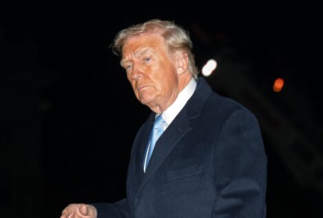 Trump cambia de postura y pide aprobar la desclasificación de los archivos de Epstein