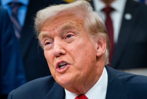 Trump reitera su «obligación» de demandar a la BBC para evitar que vuelva a ocurrir