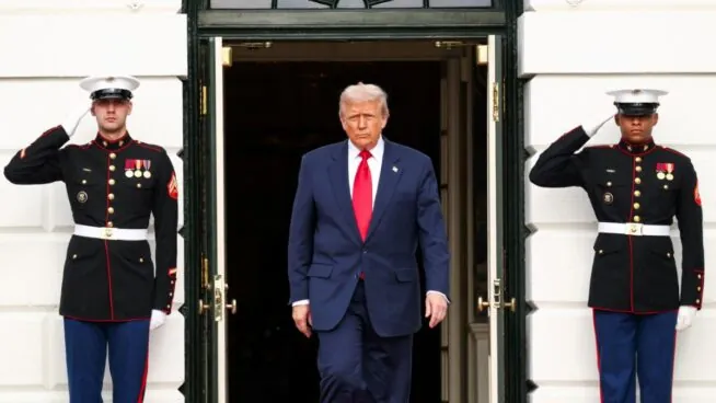 Trump aprueba la desclasificación de los archivos de Epstein