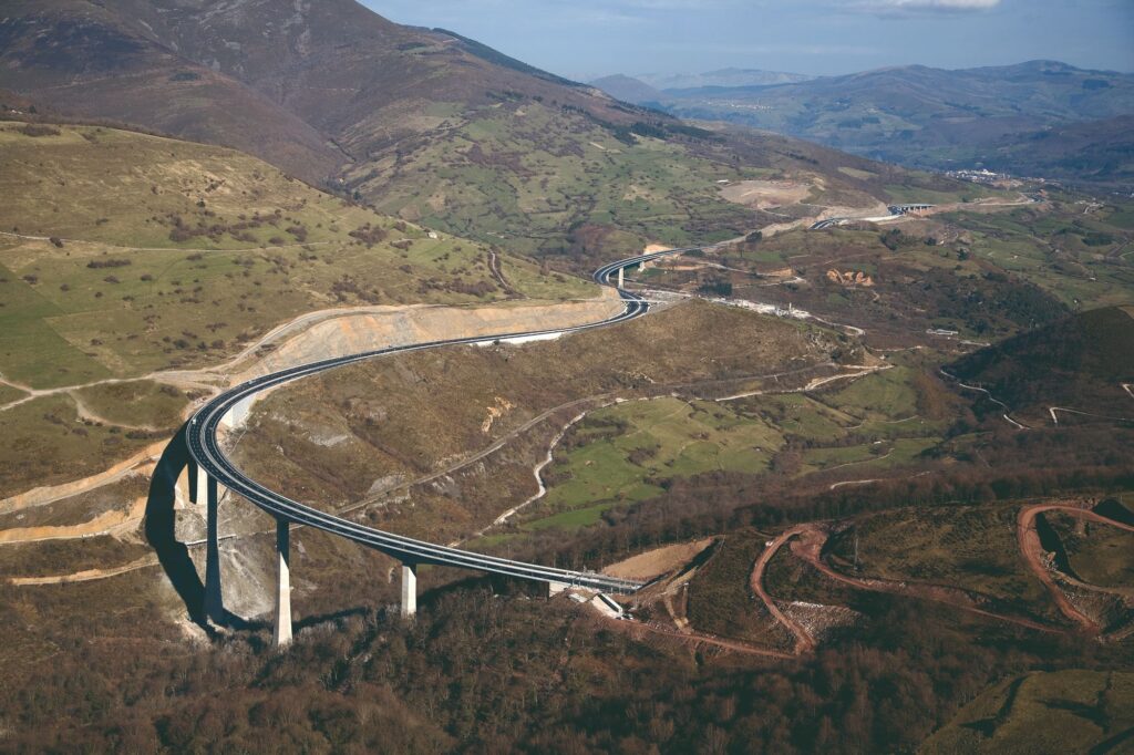El Viaducto de Montabliz, Cantabria. Ministerio de Transportes y Movilidad Sostenible