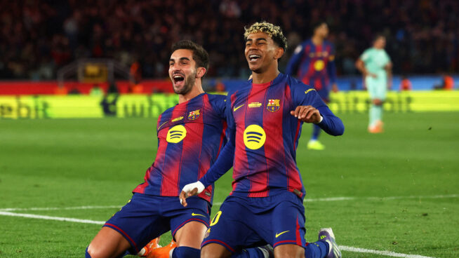 El Barça golea al Athletic Club en el regreso al Camp Nou