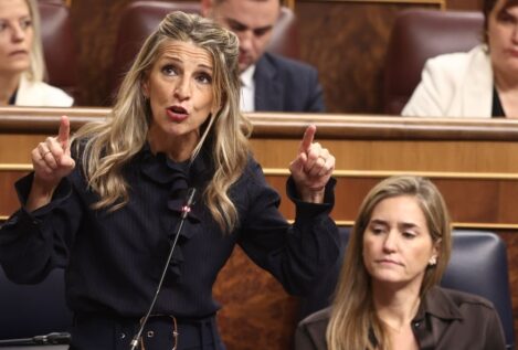 Díaz pide a Garamendi que «haga su trabajo» y acusa a la CEOE de «negacionista» climática