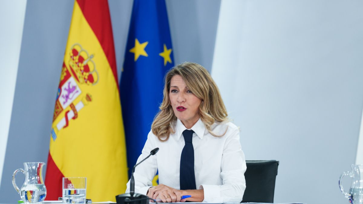 Yolanda Díaz exige a Carlos Mazón que deje su escaño: «Humilla a las víctimas»