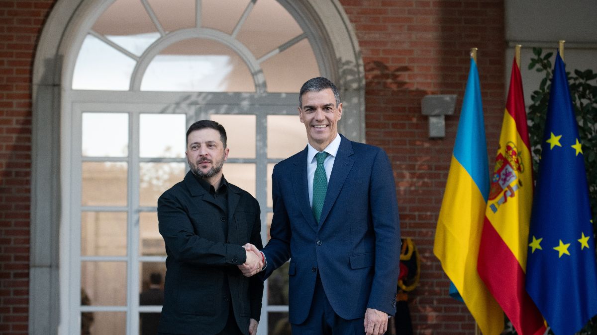 Sánchez anuncia un paquete de 817 millones para armar y reconstruir Ucrania
