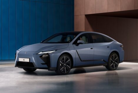 Lexus reivindica el espacio de las berlinas con la octava generación de un coche para ministros