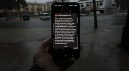 La Aemet eleva a rojo el aviso por lluvias en Valencia y la Generalitat emite un EsAlert