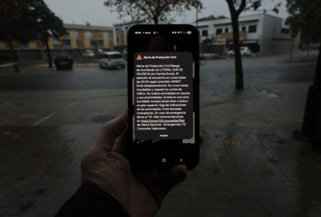 La Aemet eleva a rojo el aviso por lluvias en Valencia y la Generalitat emite un EsAlert