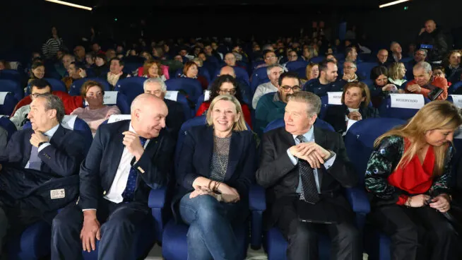 Castilla y León adapta su normativa a ‘lectura fácil’ para personas con discapacidad