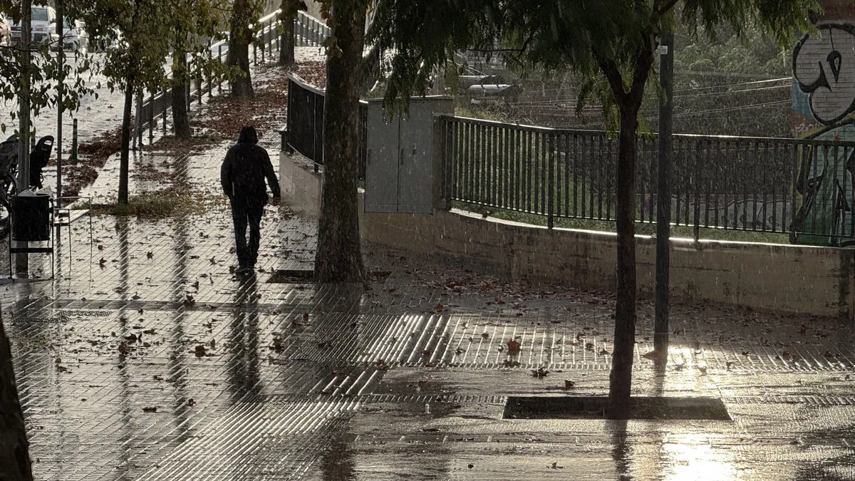 Llegan alertas a los móviles de 13 municipios de Barcelona por el riesgo de inundaciones