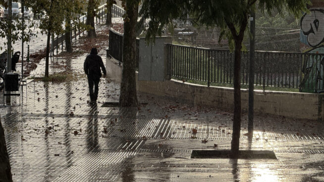 Llegan alertas a los móviles de 13 municipios de Barcelona por el riesgo de inundaciones