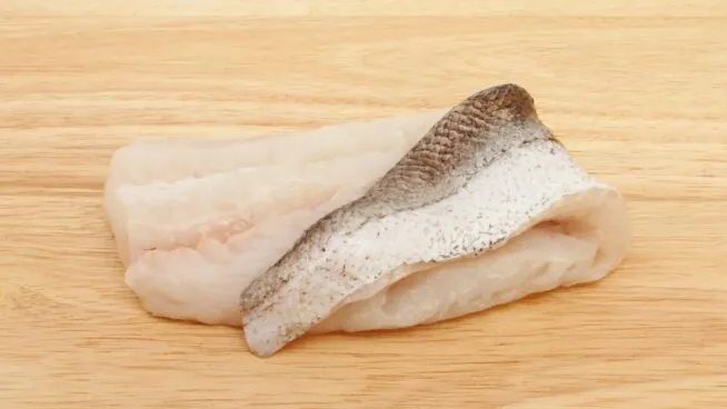 Como eliminar el anisakis de la merluza y poder comer sin riesgos para la salud este pescado