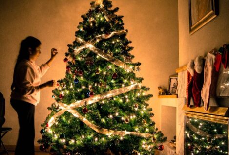 ¿Árbol natural o artificial? Y otros consejos para celebrar unas Navidades verdes