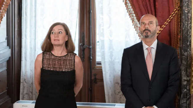 El Congreso rechaza agilizar 31 leyes del PP y aboca a un choque con el Senado en el TC