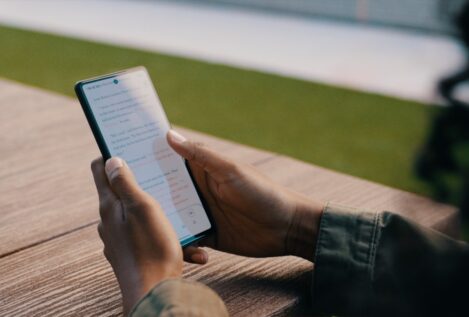 La ‘app’ bíblica más instalada supera los 1.000 millones en el mundo y crece un 21% en España