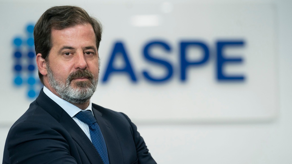 Carlos Rus deja la presidencia de la patronal de la sanidad privada tras 14 años en el cargo