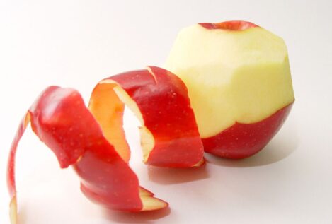 Cáscaras de manzana en el balcón: el ambientador natural que perfumará toda tu casa