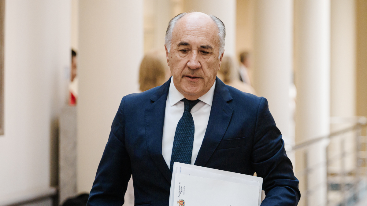 El alcalde de Algeciras revela que ha demandado a Alvise Pérez por sus amenazas