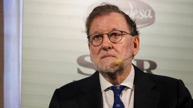 Rajoy, sobre Sánchez: «Se puede vivir sin presupuesto, Parlamento y sin vergüenza»