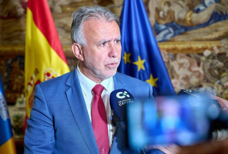 Torres asegura que Sánchez seguirá porque tiene un mandato de mayoría parlamentaria