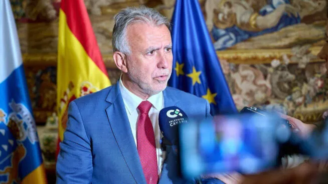 Torres asegura que Sánchez seguirá porque tiene un mandato de mayoría parlamentaria