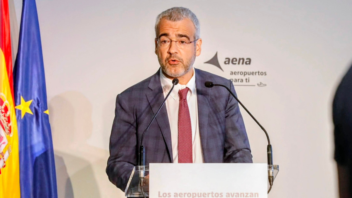 Aena compra participaciones en dos aeropuertos británicos por 309 millones