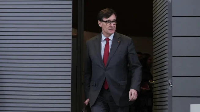 Illa prorroga las cuentas a la espera de pactar las de 2026 con ERC y Comuns