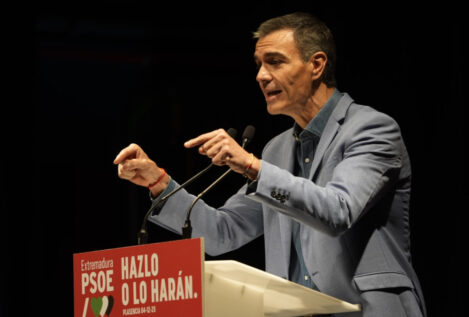 Pedro Sánchez lamenta la muerte de Robe Iniesta: «Nos enseñó a no rendirnos jamás»