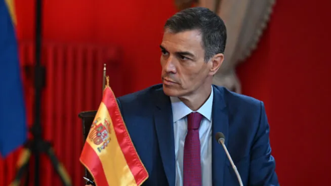 Sánchez felicita a Kast por su victoria en Chile y asegura: «Seguiremos trabajando»