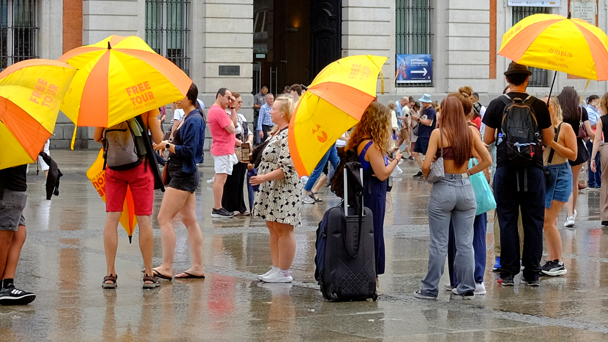 España recibió hasta octubre 85,7 millones de turistas, el 3,5 % más que en 2024