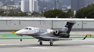 España pierde 2.600 millones al año por el éxodo de grandes fortunas