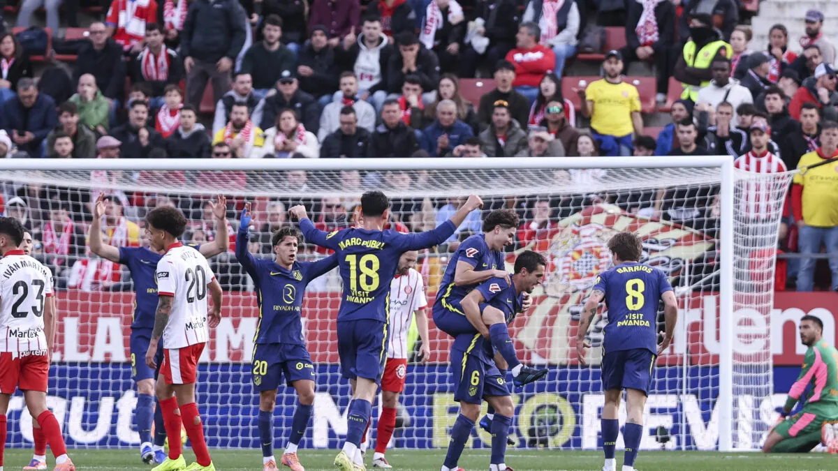 El Atlético despide el año con una victoria contundente contra el Girona