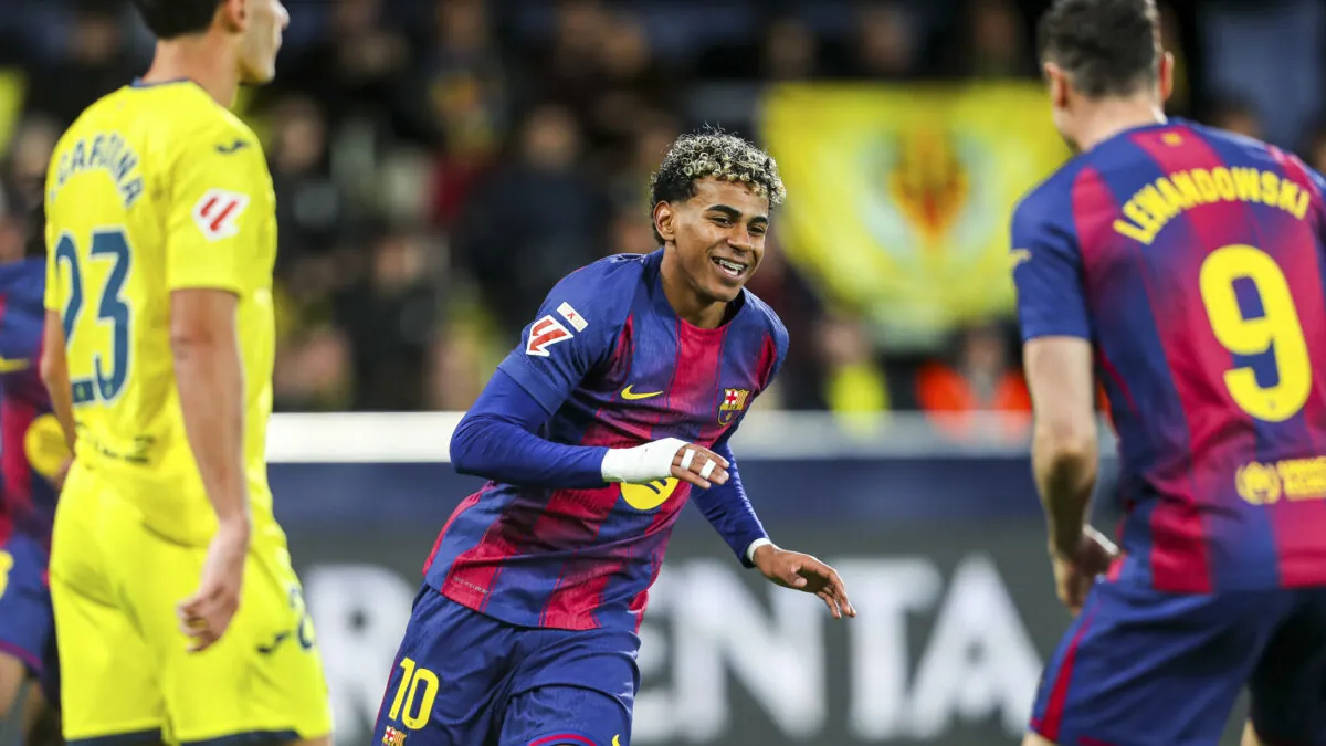 Raphinha y Lamine Yamal sentencian al Villarreal y renuevan el liderato del Barça